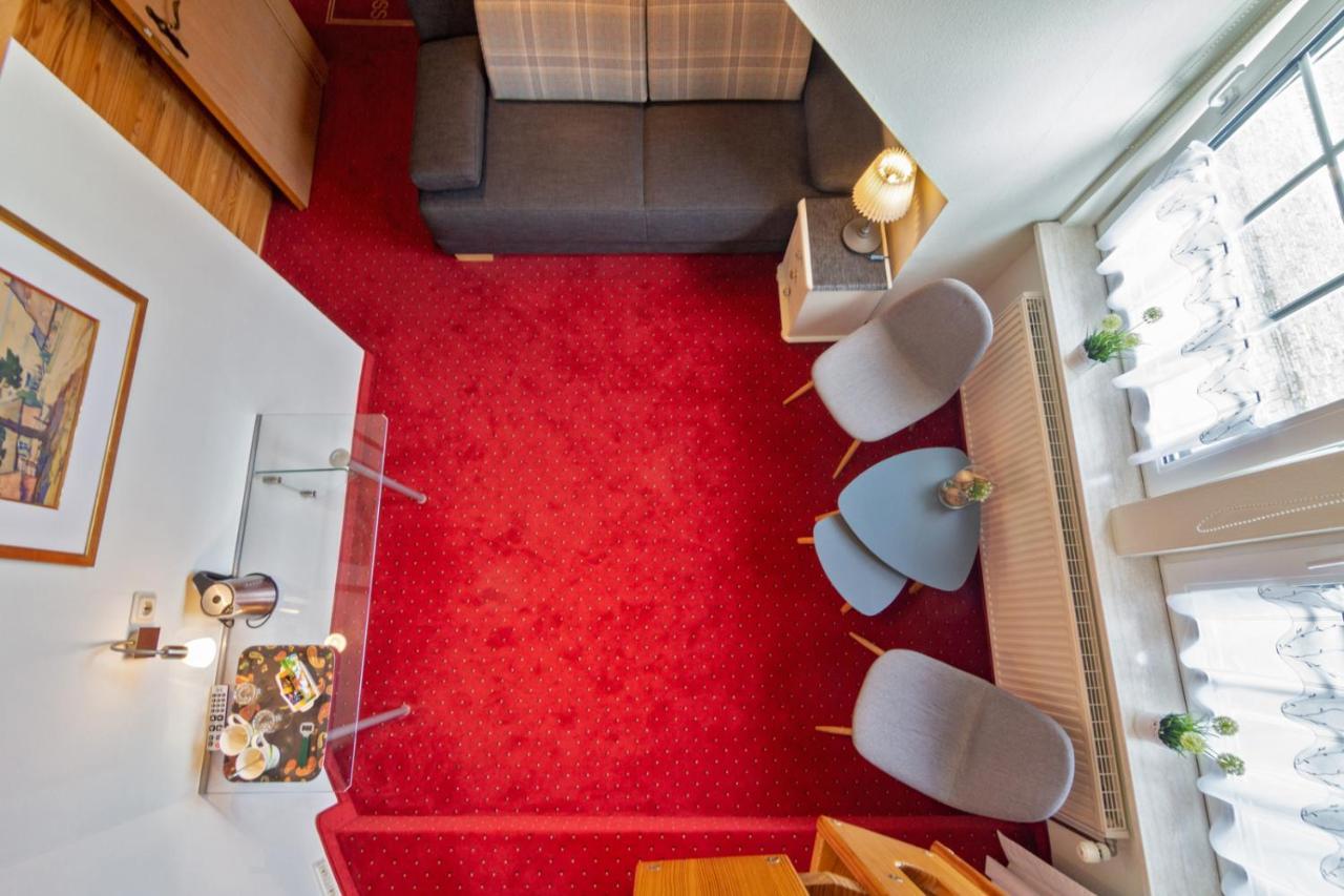 Hotel Am Elisabethufer Jever Buitenkant foto