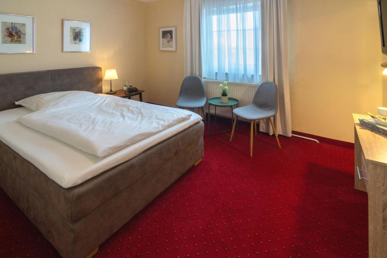 Hotel Am Elisabethufer Jever Buitenkant foto
